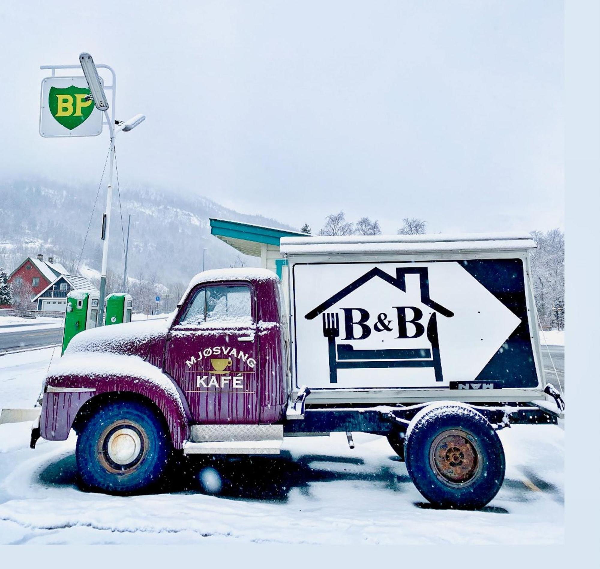 Mjosvang Kafe Vang I Valdres Bagian luar foto