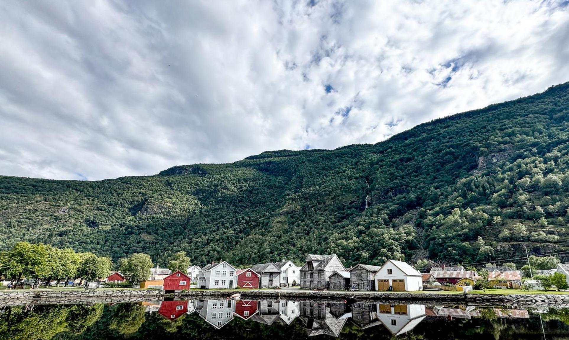 Mjosvang Kafe Vang I Valdres Bagian luar foto